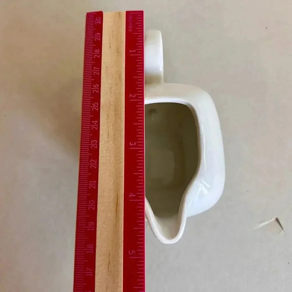 Domain White Glossy Ceramic Gravy Sauce Serving Boat Pourer Dish with Handle - Picture 6 of 9